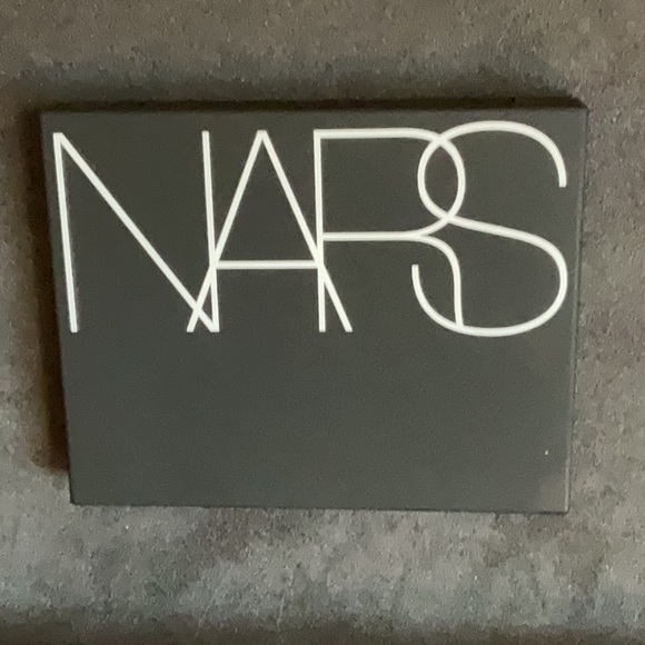 💥24HR FLASH SALE💥NARS NECTAR EYESHADOW PALETTE - Picture 2 of 4
